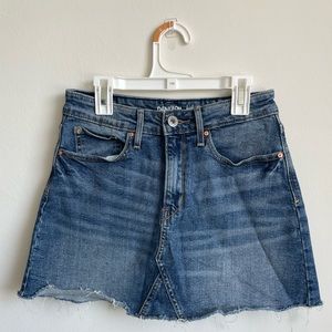 Denizen from Levi’s, High-Rise Denim Mini Skirt, Size Small